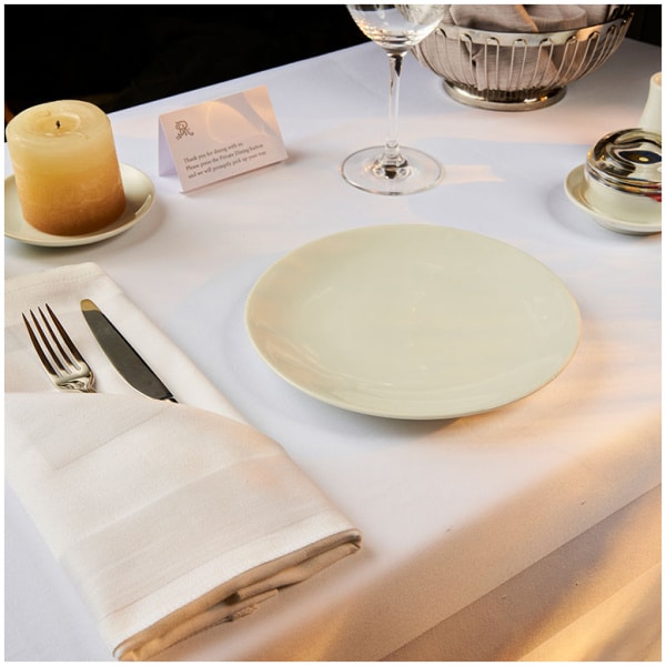 table cloth-Hotel Linens Supplies | Hotel Linens in USA